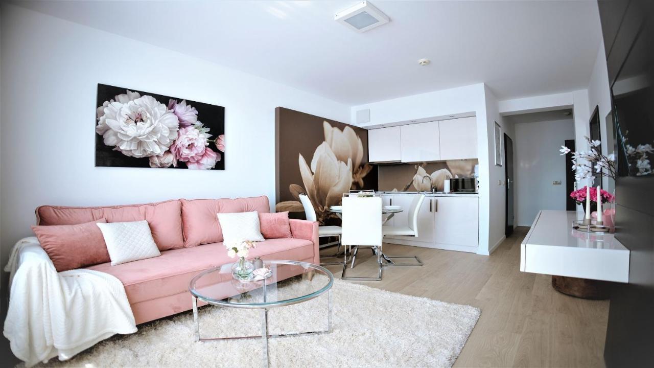 Apartamenty Sun & Snow Kosciuszki Kolobrzeg Exterior photo